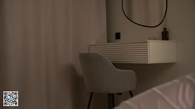 CarmenMoore26 online show from 03-04-26, 08:48