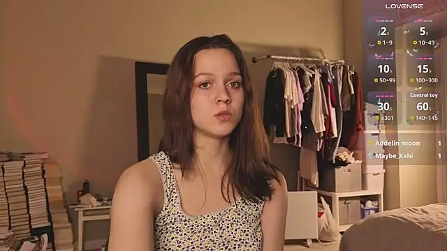 Addelin Moon online show from 11-22-25, 07:24