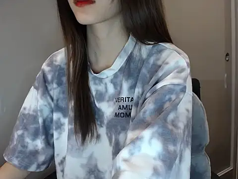 LiDonnaa online show from 12-04-25, 01:31