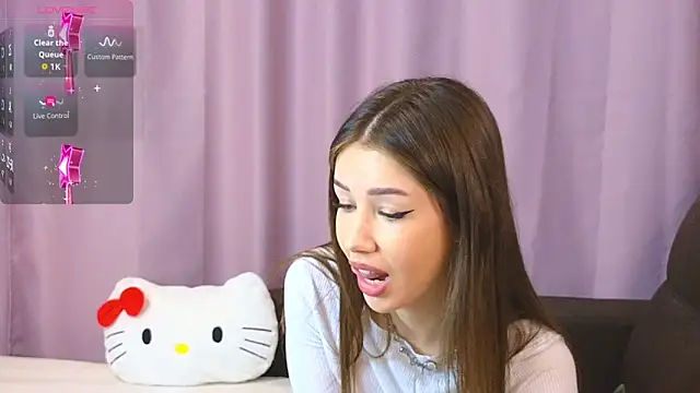 Snapshot of ellie_kramer chatting on 12-22-25, 07:55 ellie kramer online show from 12-22-25, 07:55