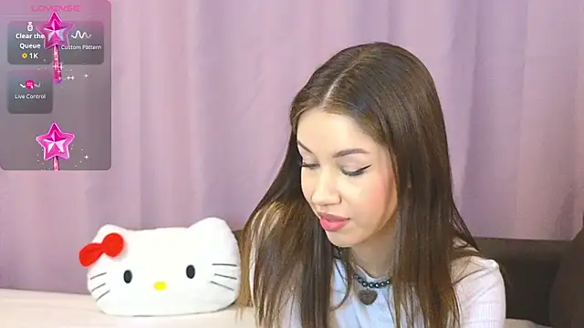 Snapshot of ellie_kramer chatting on 01-13-26, 08:03 ellie kramer online show from 01-13-26, 08:03