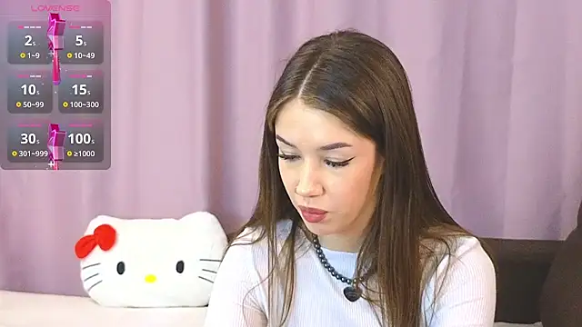 Snapshot of ellie_kramer chatting on 02-25-26, 10:41 ellie kramer online show from 02-25-26, 10:41