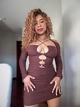 LEONCITA  online show from 02-28-25, 04:53