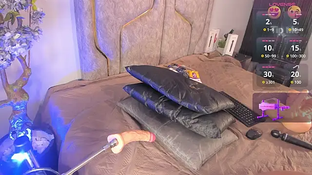 Katejordan online show from 02-14-25, 04:26