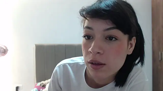 Snapshot of Caribbean_beauty_ chatting on 10-31-25, 05:41 Caribbean beauty online show from 10-31-25, 05:41