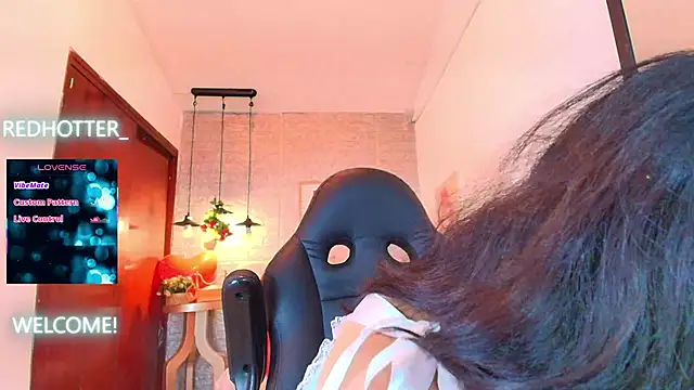 Snapshot of REDHOTTER_ chatting on 03-03-25, 11:14 REDHOTTER online show from 03-03-25, 11:14