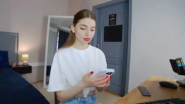 NicoleRosss online show from 01-15-26, 12:10