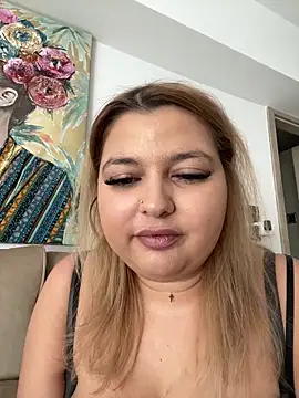 AllysonK online show from 02-11-25, 12:27