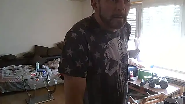 rosaeichel online show from 03-04-26, 04:02