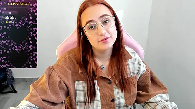 Snapshot of maryluna95 chatting on 12-17-24, 09:16 maryluna95 online show from 12-17-24, 09:16