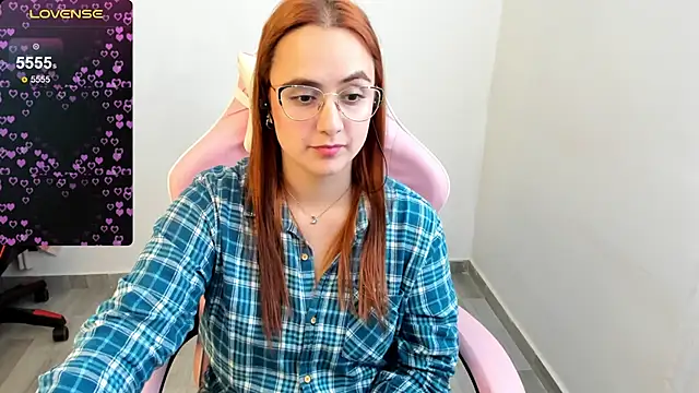 Snapshot of maryluna95 chatting on 01-05-25, 09:14 maryluna95 online show from 01-05-25, 09:14