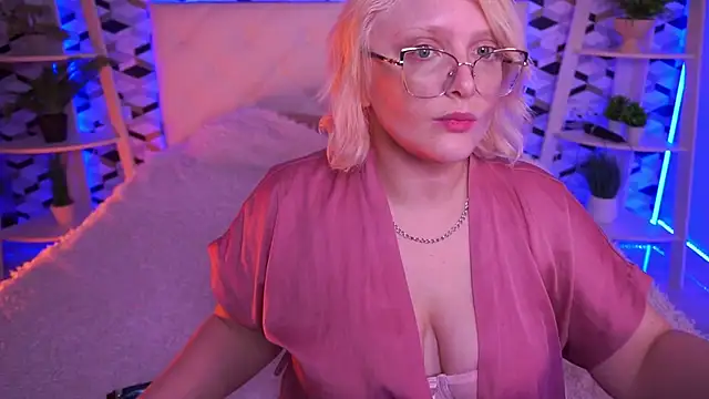 CoolTatis online show from 04-05-26, 06:32