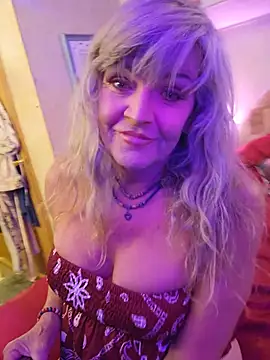 annika lately online show from 07-22-26, 03:42