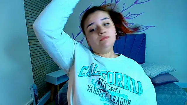 ZaraNolimits  online show from 12-28-24, 08:04