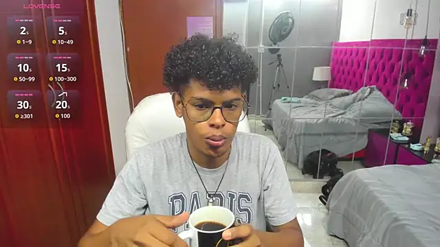 boylittle19cm online show from 09-19-25, 12:39