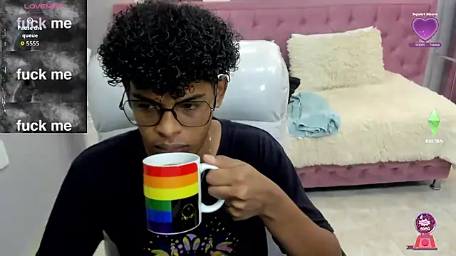 Snapshot of boylittle19cm chatting on 11-27-25, 12:29 boylittle19cm online show from 11-27-25, 12:29