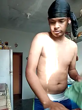 boylittle19cm online show from 01-31-26, 09:02