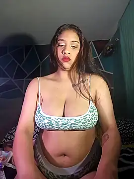 Snapshot of Susan-Rumie chatting on 12-16-24, 08:05 Susan-Rumie online show from 12-16-24, 08:05