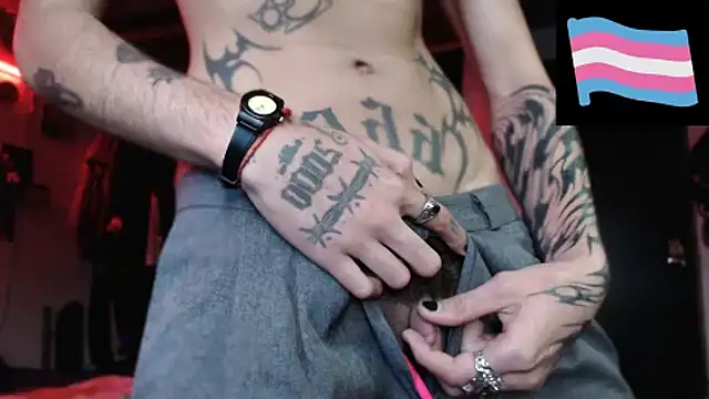 Snapshot of Gowtherr_ chatting on 12-13-24, 06:59 Gowtherr online show from 12-13-24, 06:59