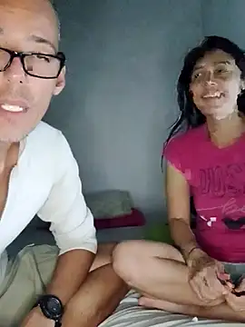 KarameloVzla online show from 12-14-25, 02:39