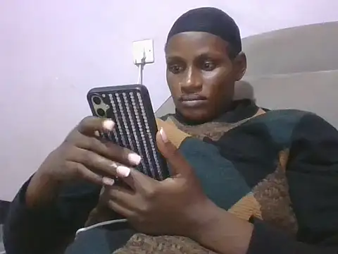 hairy pussy4 online show from 10-30-25, 09:04