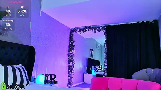 MashaReed  online show from 11-15-25, 09:43