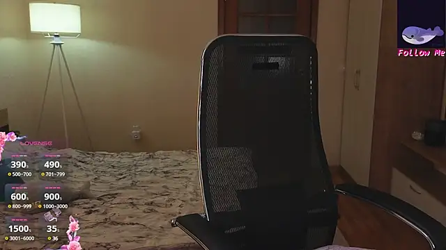 D0nna  online show from 01-22-25, 07:56