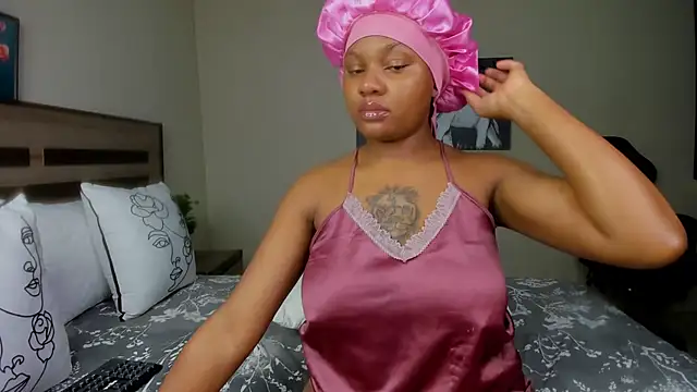 Renee-18 online show from 02-15-25, 09:49