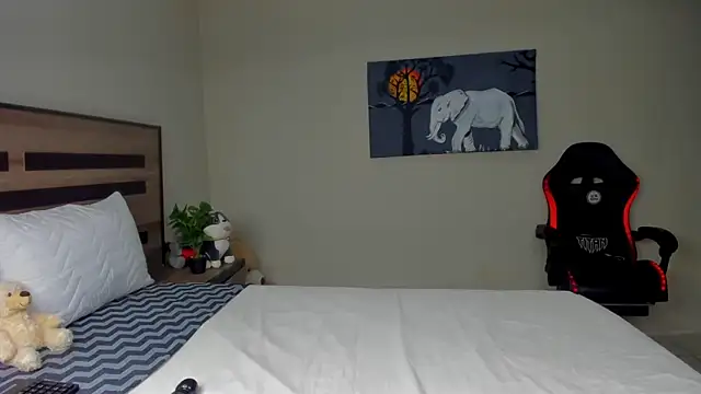 Renee-18 online show from 12-02-25, 01:22