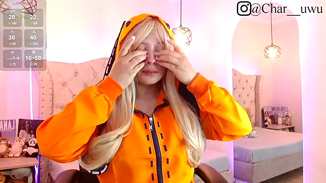 Charlotte Jones   online show from 10-13-25, 11:32