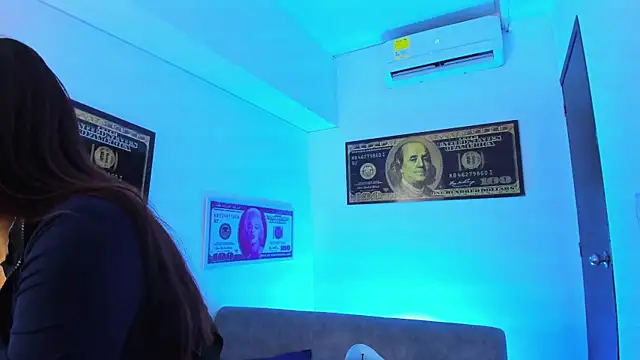 Elsalombardi  online show from 01-29-25, 11:51