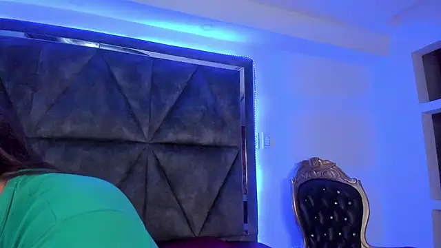 Elsalombardi  online show from 02-10-25, 12:18