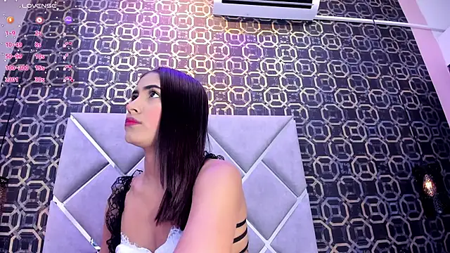 Snapshot of CherryBlossom23 chatting on 11-04-25, 01:38 CherryBlossom23 online show from 11-04-25, 01:38