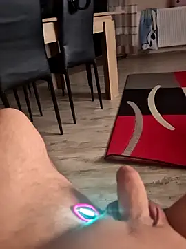 Szeltolo001 online show from 03-31-26, 10:43