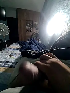 Snapshot of GILBERTHOR92 chatting on 11-25-25, 06:35 GILBERTHOR92 online show from 11-25-25, 06:35