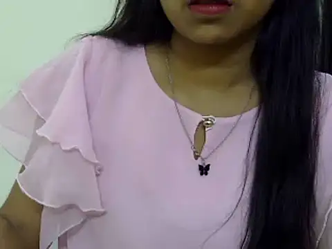 Snapshot of momo_lov chatting on 03-21-25, 05:54 momo lov online show from 03-21-25, 05:54