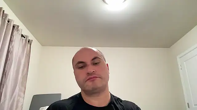 SluggishChase99 online show from 06-01-26, 03:52