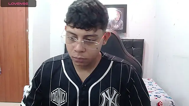 Wiiliam 20 online show from 02-08-25, 03:53