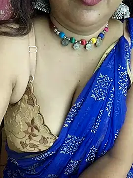 Snapshot of joya_bhabi chatting on 06-09-26, 07:47 joya bhabi online show from 06-09-26, 07:47
