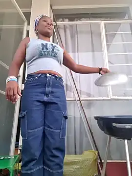 PerfectionBerrie online show from 02-09-25, 03:01