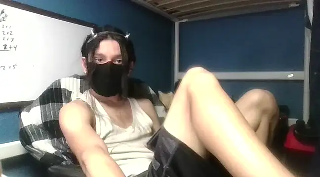 Snapshot of Flappywig chatting on 03-17-25, 07:46 Flappywig online show from 03-17-25, 07:46