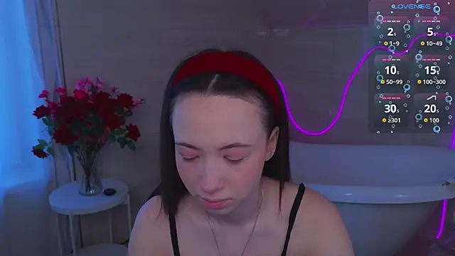 Hayle Hill online show from 04-15-26, 01:56