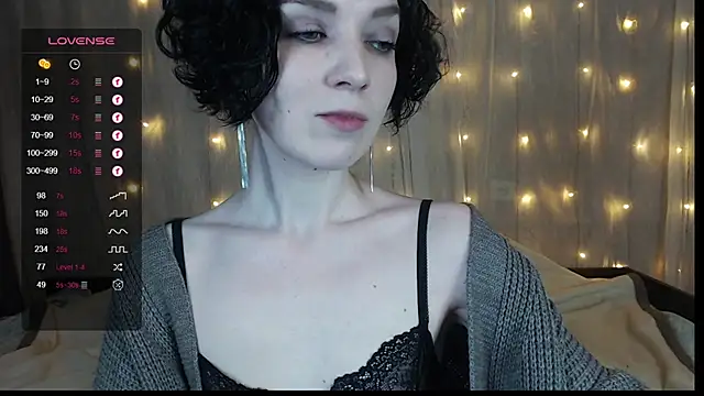 Snapshot of TinaWince chatting on 12-05-24, 04:53 TinaWince online show from 12-05-24, 04:53