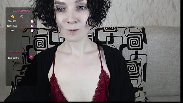 Snapshot of TinaWince chatting on 02-01-25, 08:39 TinaWince online show from 02-01-25, 08:39