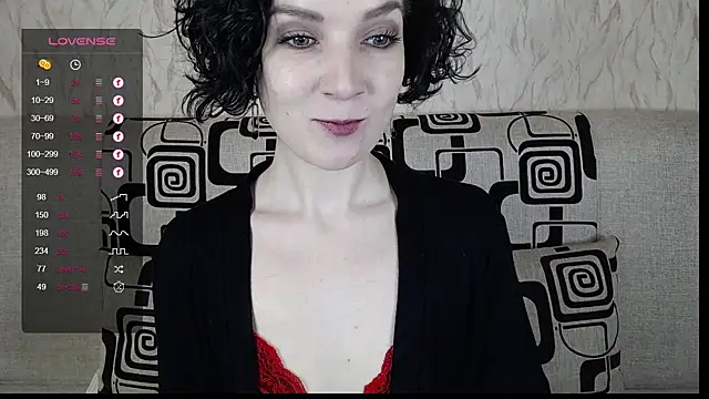 Snapshot of TinaWince chatting on 02-13-25, 05:48 TinaWince online show from 02-13-25, 05:48