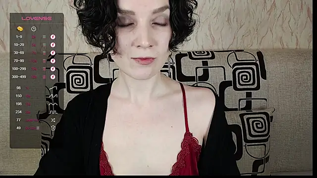 Snapshot of TinaWince chatting on 03-21-25, 06:05 TinaWince online show from 03-21-25, 06:05