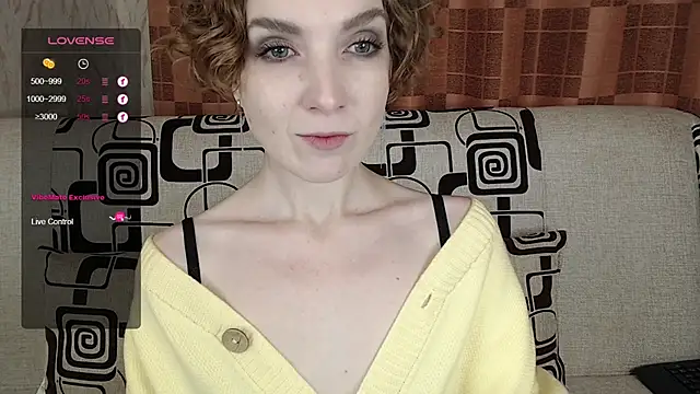 Snapshot of TinaWince chatting on 11-16-25, 04:51 TinaWince online show from 11-16-25, 04:51