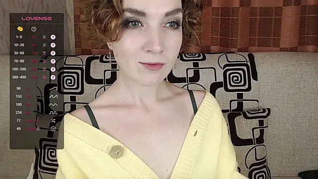 Snapshot of TinaWince chatting on 11-22-25, 04:55 TinaWince online show from 11-22-25, 04:55