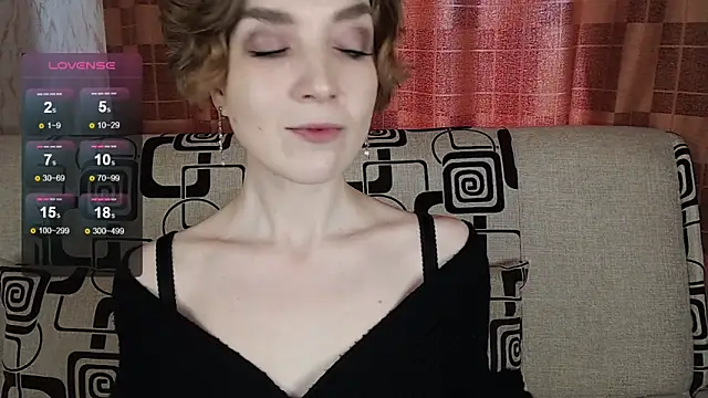 TinaWince online show from 04-12-26, 05:01