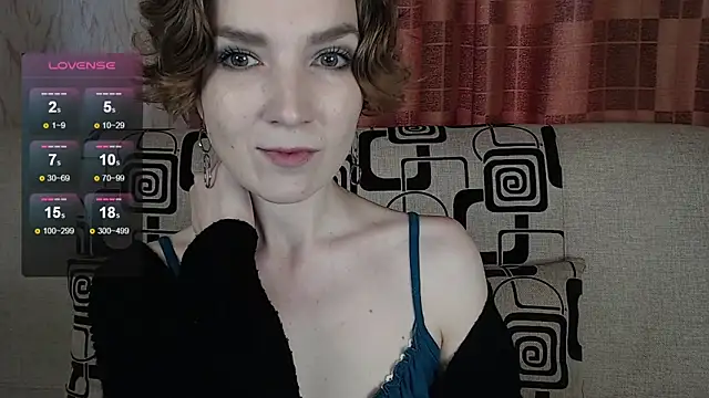 Snapshot of TinaWince chatting on 05-16-26, 05:04 TinaWince online show from 05-16-26, 05:04